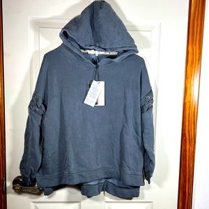 (NWT) AVOCADO PULLOVER AND PANTS SET